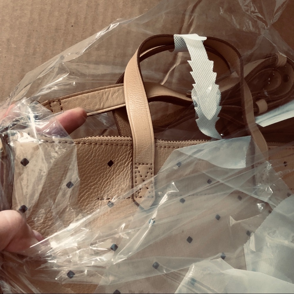 Madewell | perforated mini transport tote in linen - Picture 4 of 4